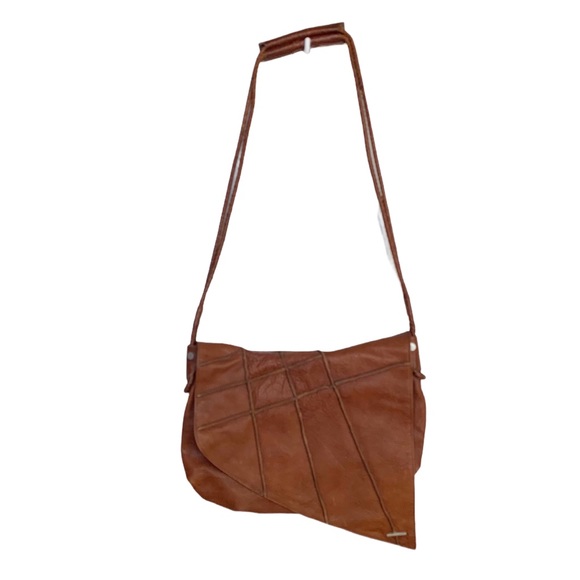 Nixon Handbags - NWOT Nixon soft distressed leather front flap bag